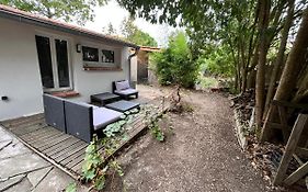 Petit studio avec terrasse